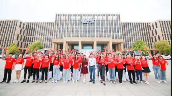 做白色的牛奶，创红色的企业，XK(中国)一站式服务平台乳业集团青春歌会庆祝建党100周年