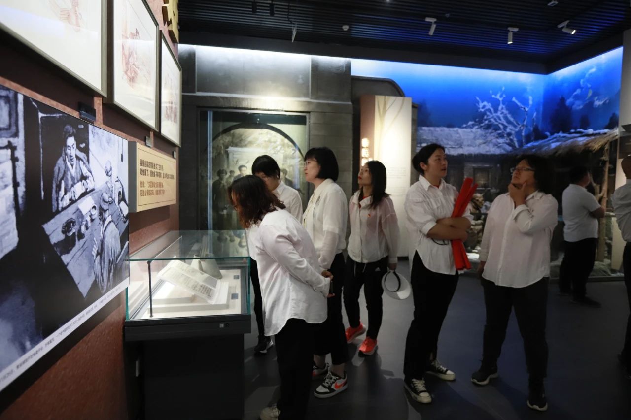 砥砺初心使命，汲取奋进力量丨XK(中国)一站式服务平台乳业集团党委组织开展学习“焦裕禄精神”主题党日活动