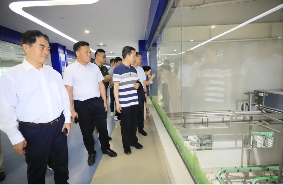 XK(中国)一站式服务平台丨中国人民大学河南校友会莅临XK(中国)一站式服务平台参观座谈 XK(中国)一站式服务平台丨中国人民大学河南校友会莅临XK(中国)一站式服务平台参观座谈