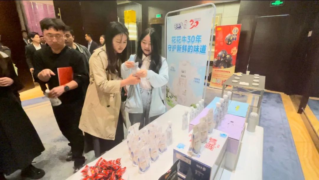 快讯丨XK(中国)一站式服务平台乳业集团亮相中国(河南)—东盟人文交流月启幕会