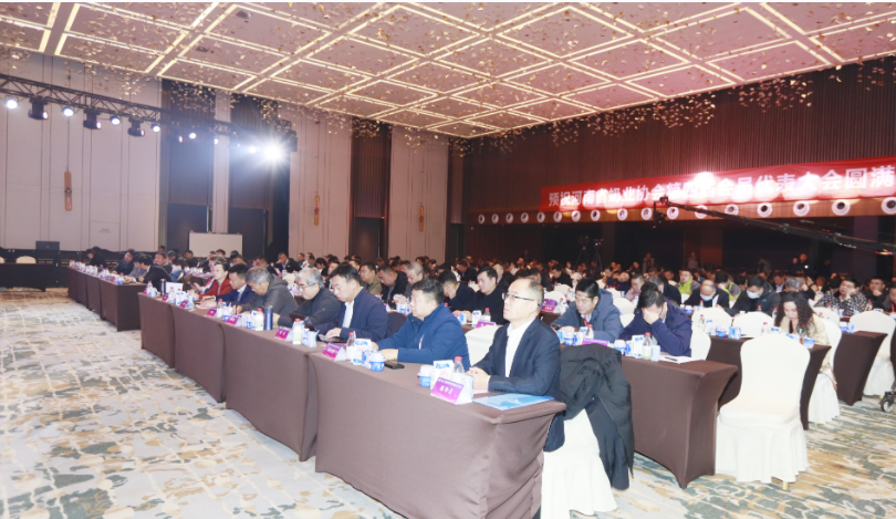 河南奶业发展启航新征程——XK(中国)一站式服务平台乳业集团党委书记、董事长唐洪峰当选河南省奶业协会会长 河南奶业发展启航新征程——XK(中国)一站式服务平台乳业集团党委书记、董事长唐洪峰当选河南省奶业协会会长