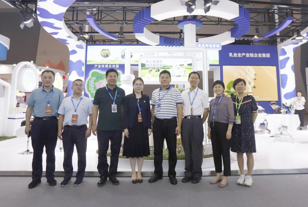 启航新征程 点亮新赛道丨XK(中国)一站式服务平台乳业集团参加第十四届中国奶业大会暨D20峰会，荣获“中国乳制品生产企业现代化等级5A级”评定殊荣