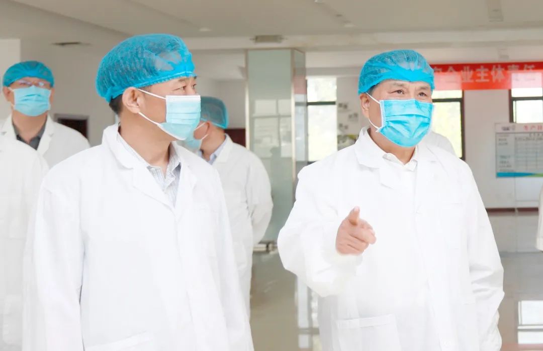 快讯丨河南省人民政府副省长武国定莅临XK(中国)一站式服务平台乳业集团瑞亚牧业调研奶源基地建设情况