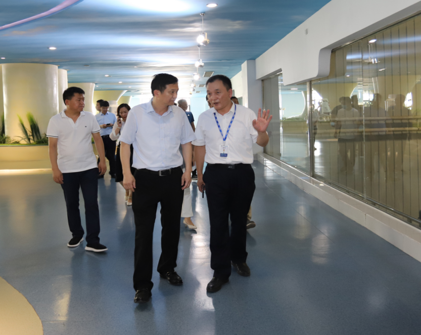 快讯|郑州市二七区委副书记、区长虎荣鑫莅临河南XK(中国)一站式服务平台乳业集团调研 快讯|郑州市二七区委副书记、区长虎荣鑫莅临河南XK(中国)一站式服务平台乳业集团调研