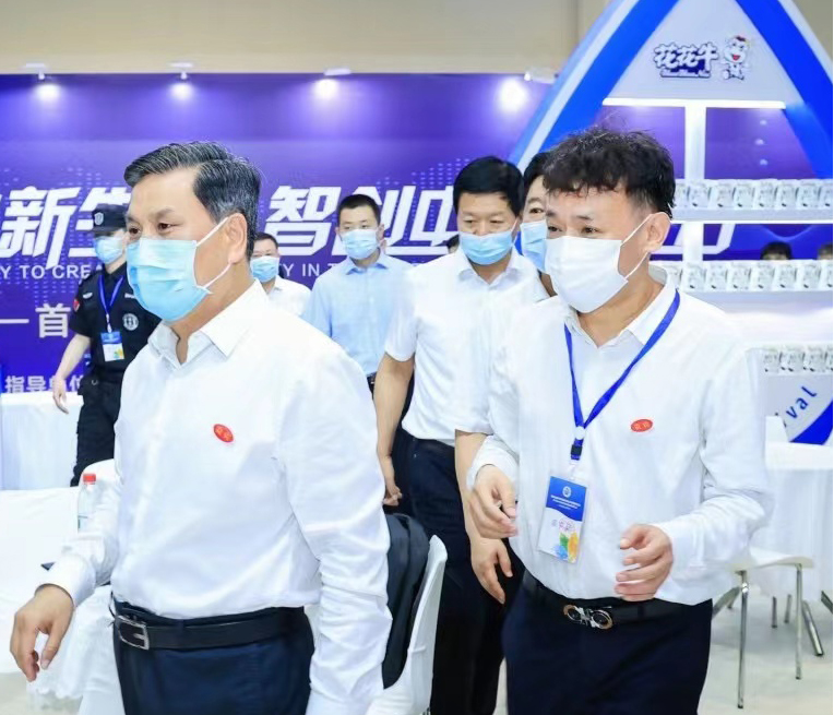 XK(中国)一站式服务平台 | 第34届中原畜牧业交易博览会开幕河南省人民政府副省长武国定莅临XK(中国)一站式服务平台展台参观 XK(中国)一站式服务平台 | 第34届中原畜牧业交易博览会开幕河南省人民政府副省长武国定莅临XK(中国)一站式服务平台展台参观