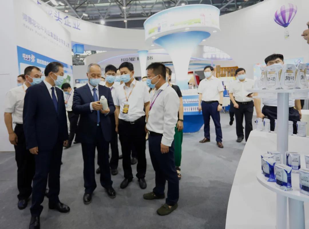 第十二届中国奶业大会、中国奶业展览会暨2021中国奶业20强(D20)峰会在合肥盛大召开 第十二届中国奶业大会、中国奶业展览会暨2021中国奶业20强(D20)峰会在合肥盛大召开