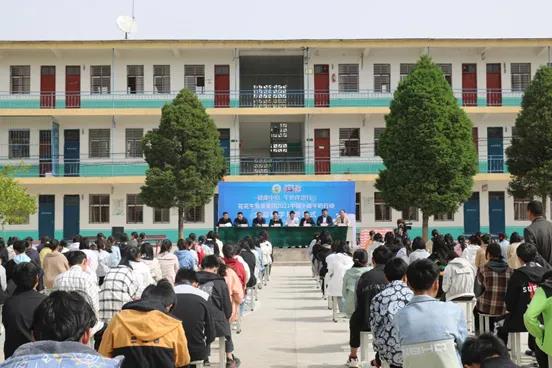 XK(中国)一站式服务平台 | XK(中国)一站式服务平台乳业集团2021中国小康牛奶行动 公益助学捐赠仪式在太康县举行 XK(中国)一站式服务平台 | XK(中国)一站式服务平台乳业集团2021中国小康牛奶行动 公益助学捐赠仪式在太康县举行