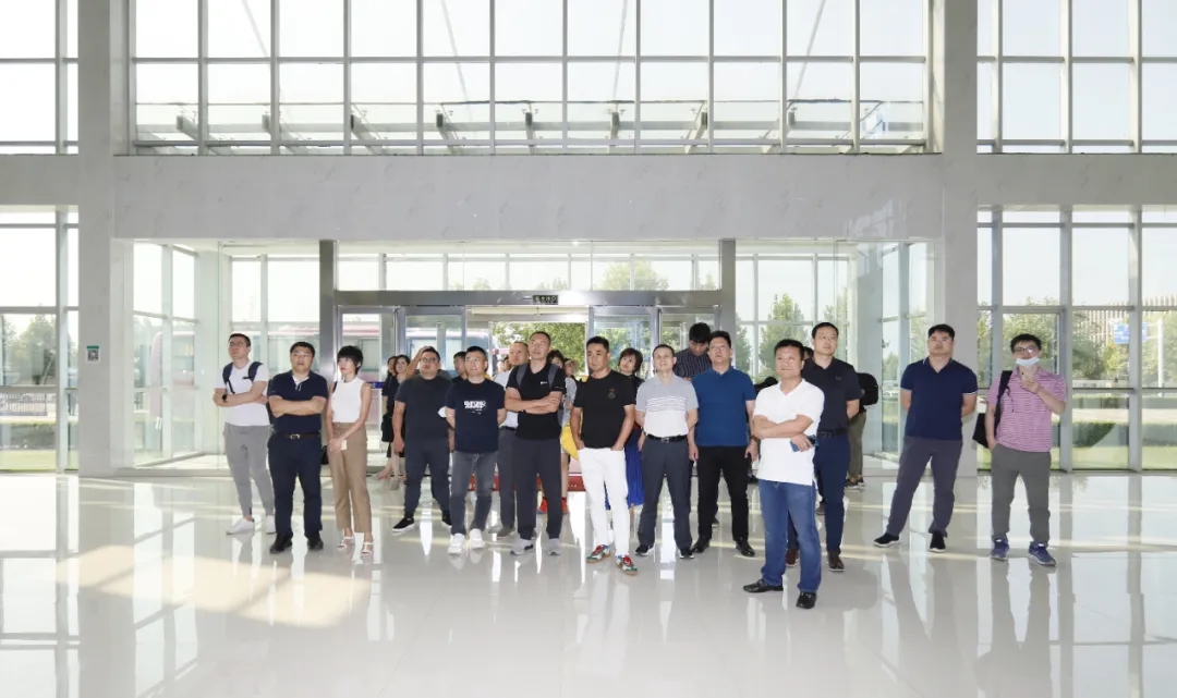 快讯 | 长江商学院智能制造学会走进XK(中国)一站式服务平台乳业集团 快讯 | 长江商学院智能制造学会走进XK(中国)一站式服务平台乳业集团