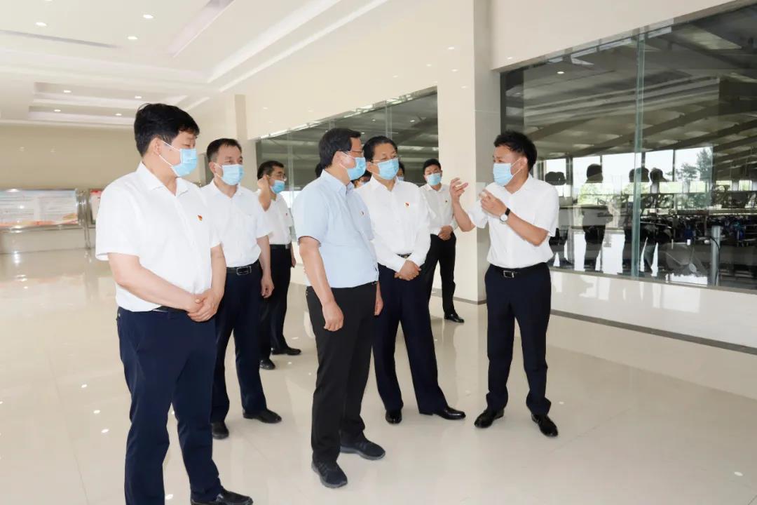 快讯 | 河南省委常委、省纪委书记、省监委主任任正晓莅临XK(中国)一站式服务平台乳业集团新蔡瑞亚牧场调研 快讯 | 河南省委常委、省纪委书记、省监委主任任正晓莅临XK(中国)一站式服务平台乳业集团新蔡瑞亚牧场调研