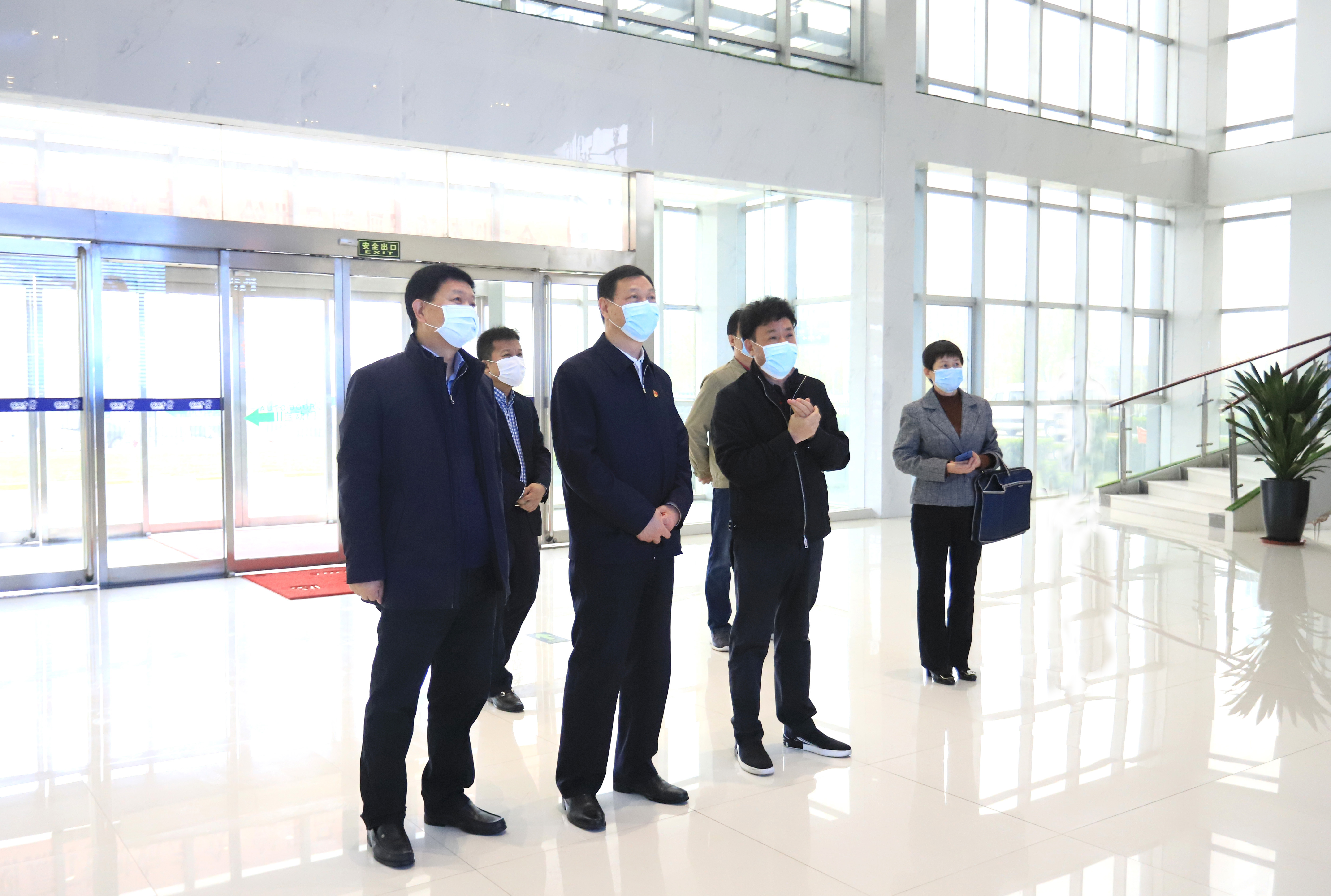 河南省委农办主任、农业农村厅厅长申延平一行调研河南XK(中国)一站式服务平台乳业集团 河南省委农办主任、农业农村厅厅长申延平一行调研河南XK(中国)一站式服务平台乳业集团