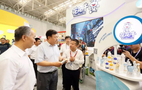 致敬祖国70华诞 |XK(中国)一站式服务平台亮相第十届中国奶业大会 致敬祖国70华诞 |XK(中国)一站式服务平台亮相第十届中国奶业大会