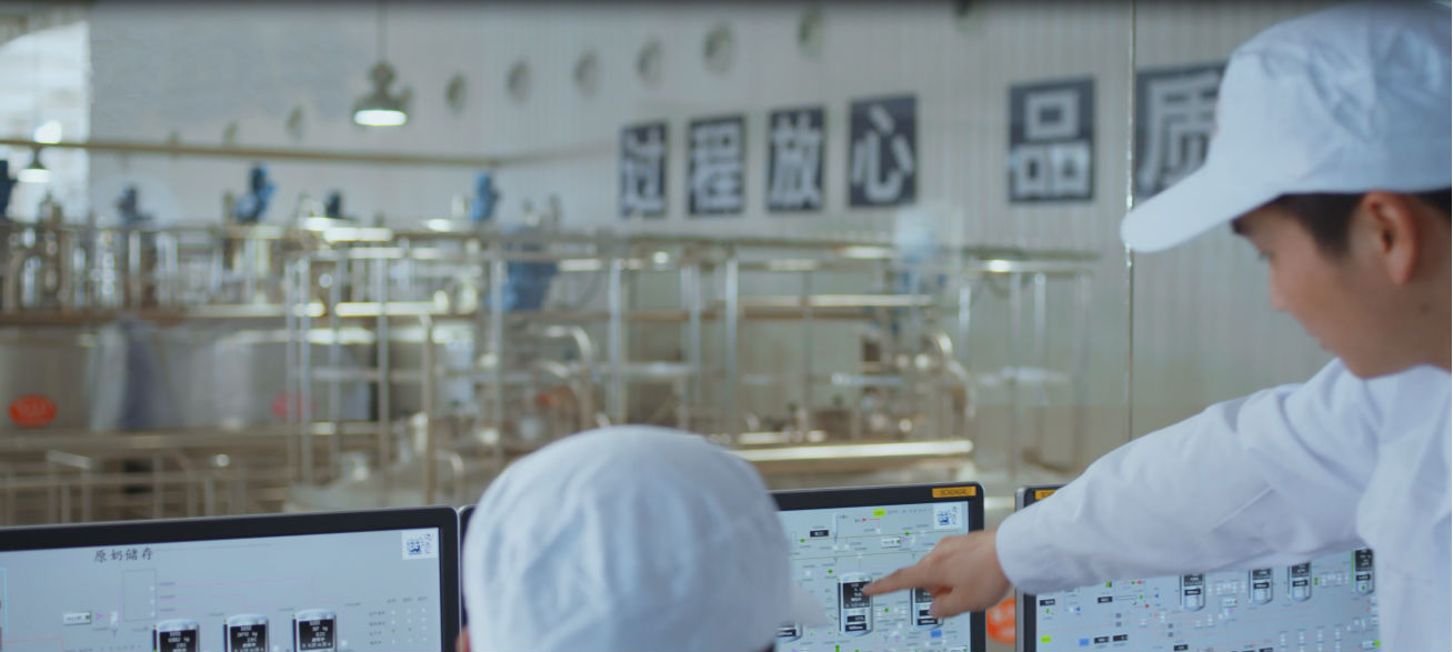 XK(中国)一站式服务平台亮相2018人工智能产业发展高峰论坛