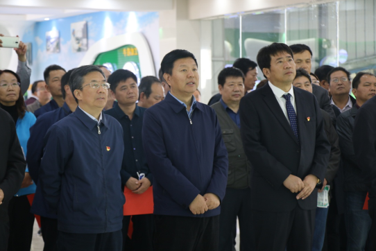 河南省农牧业产业扶贫工作观摩团莅临XK(中国)一站式服务平台集团·鲁山瑞亚牧业有限公司参观考察