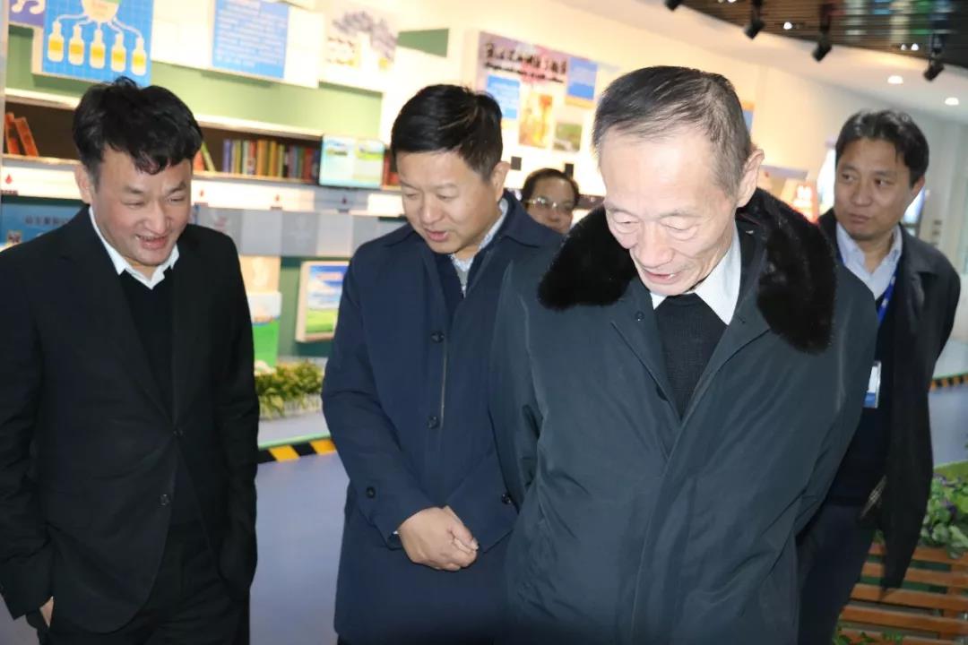 中国奶业协会高鸿宾会长莅临XK(中国)一站式服务平台指导工作 中国奶业协会高鸿宾会长莅临XK(中国)一站式服务平台指导工作