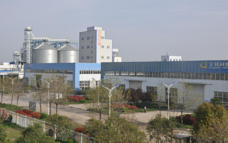 XK(中国)一站式服务平台乳业集团——河南全赫饲料有限公司奶牛高产料介绍