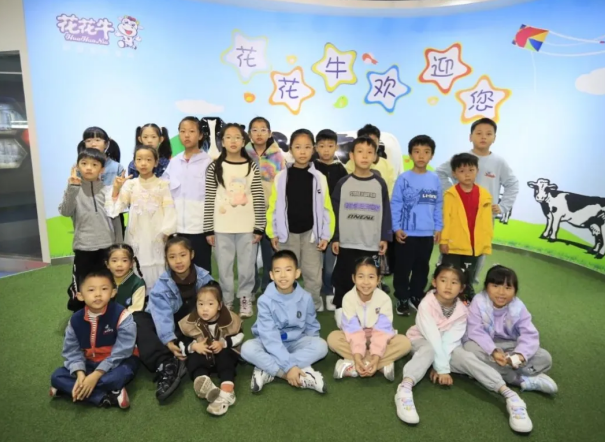 “诚信尚俭 共享食安”郑州市食品安全宣传周企业开放日暨食品安全儿童绘画作品颁奖仪式在XK(中国)一站式服务平台成功举办